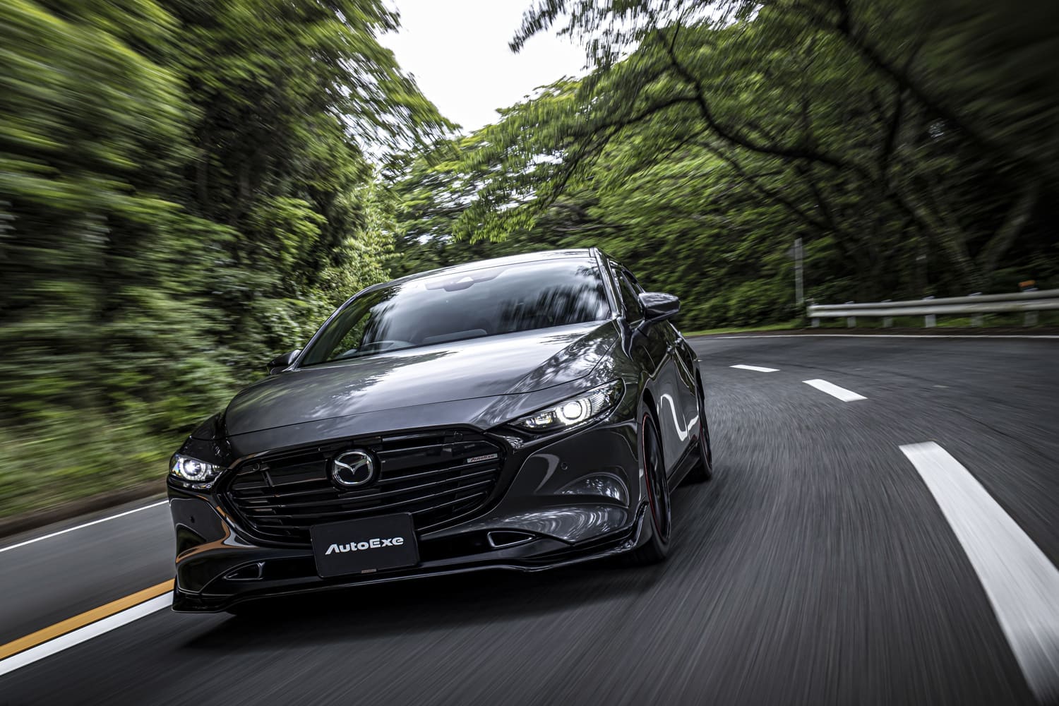 AUTOEXE AERO BODY KIT FOR MAZDA3 (BP)
