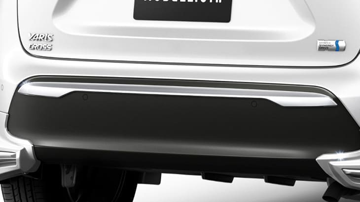 Modellista Rear Garnish for Toyota Yaris Cross