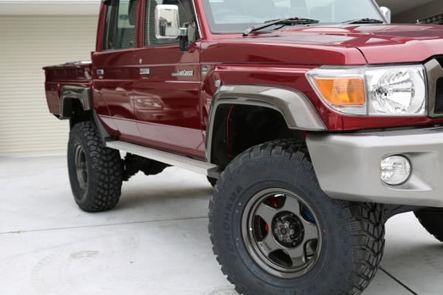 MOTORAGE Over Fender GRJ79K L Size for Land Cruiser 70