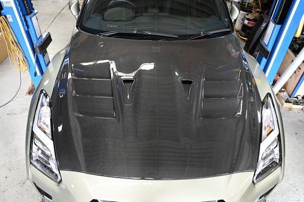 TOPSECRET Dry Carbon M17 Aero Bonnet for R35 GT-R