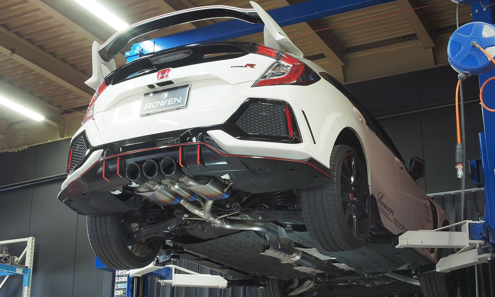 ROWEN Full Titanium PREMIUM01TR Carbon Tail Muffler for HONDA CIVIC Type R