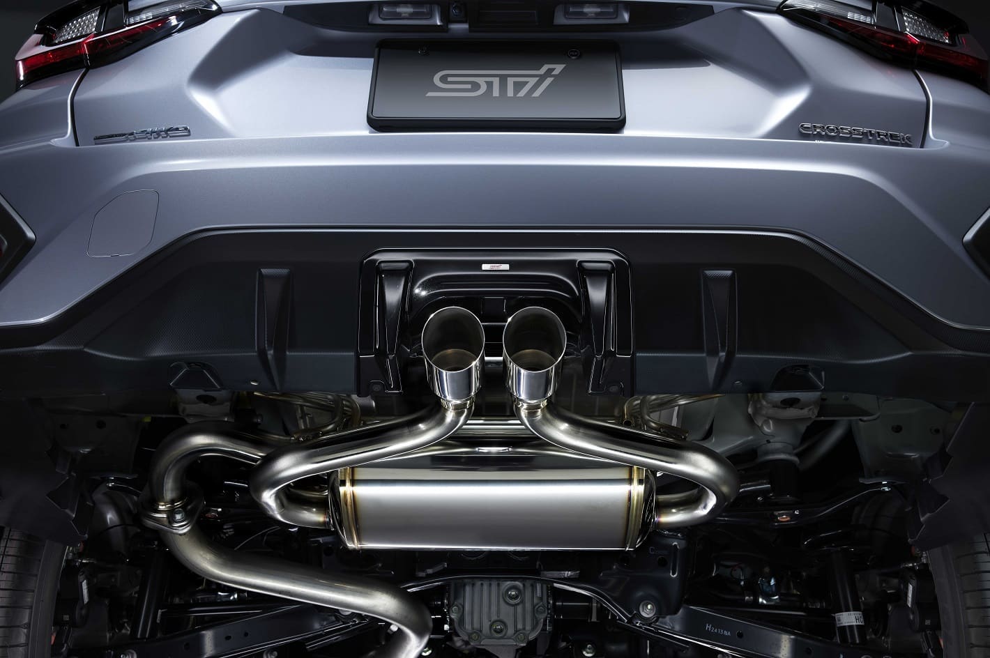 STI PERFORMANCE MUFFLER & GARNISH SET For CROSSTREK GU STPKG40G2000