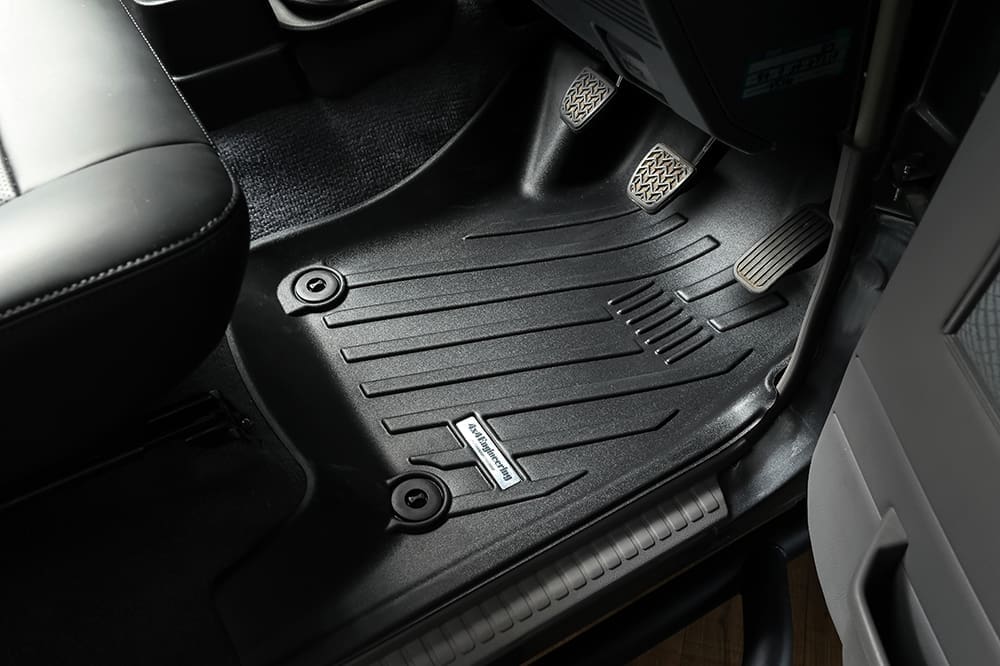 4X4 ENGINEERING 3D FLOOR MATS FRONT SET FOR LAND CRUISER 70 (GDJ76, GRJ76/79)