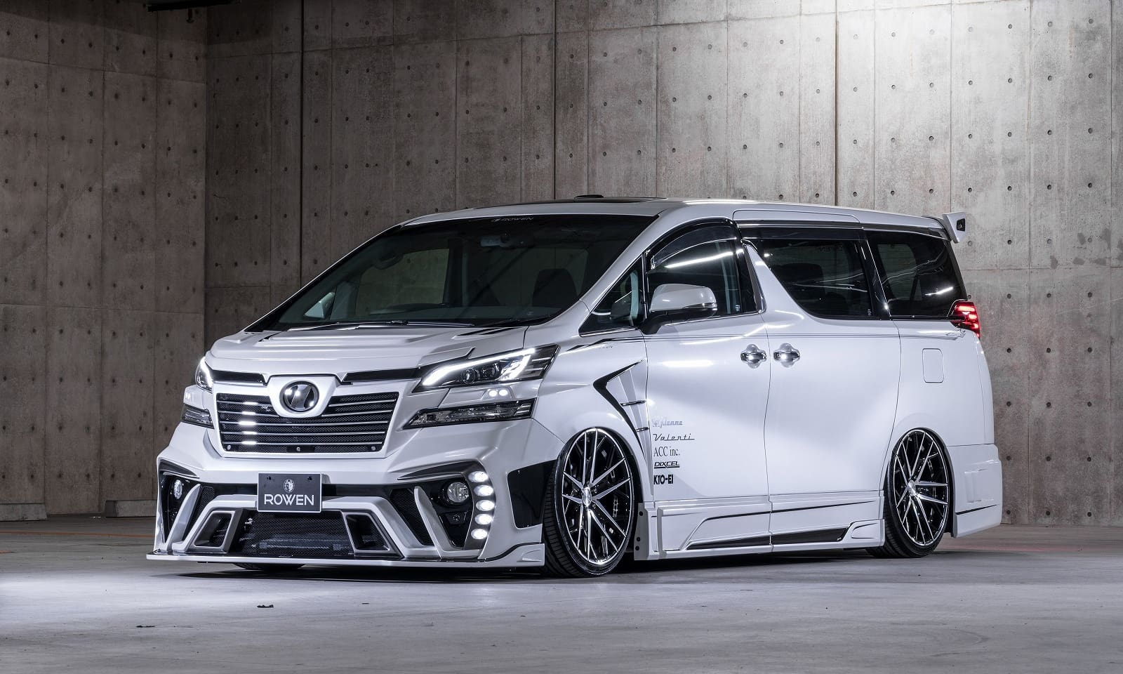 ROWEN Body Kit for VELLFIRE 30 Z-Grade Early Version 2015~2017