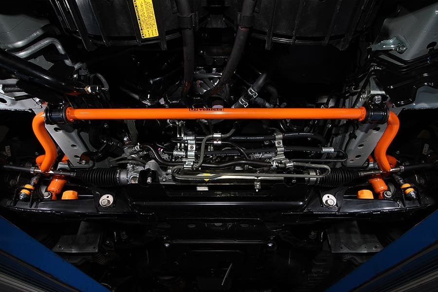 UI VEHICLE FRONT REINFORCED STABILIZER for Hiace 200
