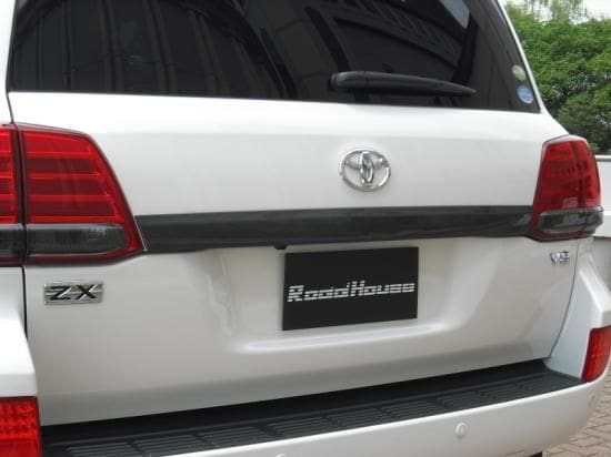 KADDIS Rear Garnish FRP for Toyota Land Cruiser 200