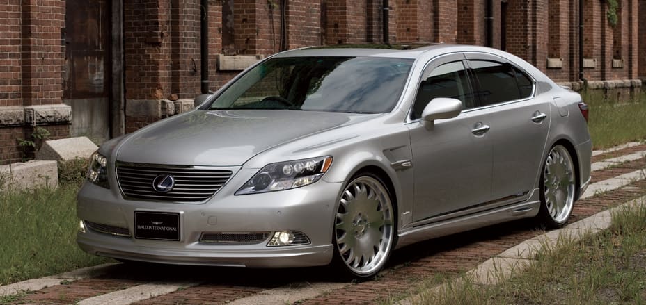 WALD Executive Line V2 Full Aero Kit — LS460 / LS600h (USF40/41 • UVF45/46, M/C Early 2006-2009)
