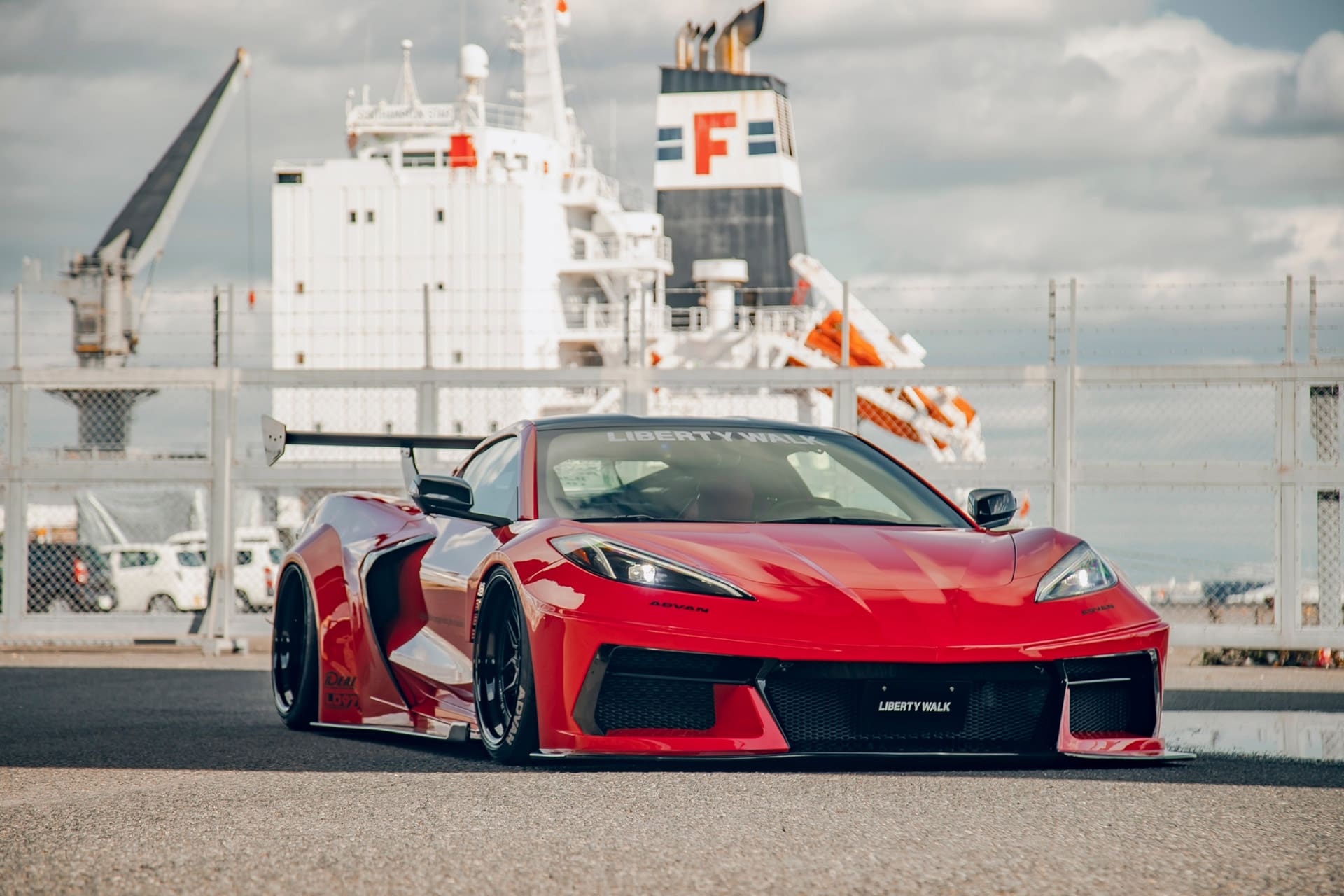 LB SILHOUETTE WORKS COMPLETE BODY KIT FOR CHEVROLET CORVETTE C8