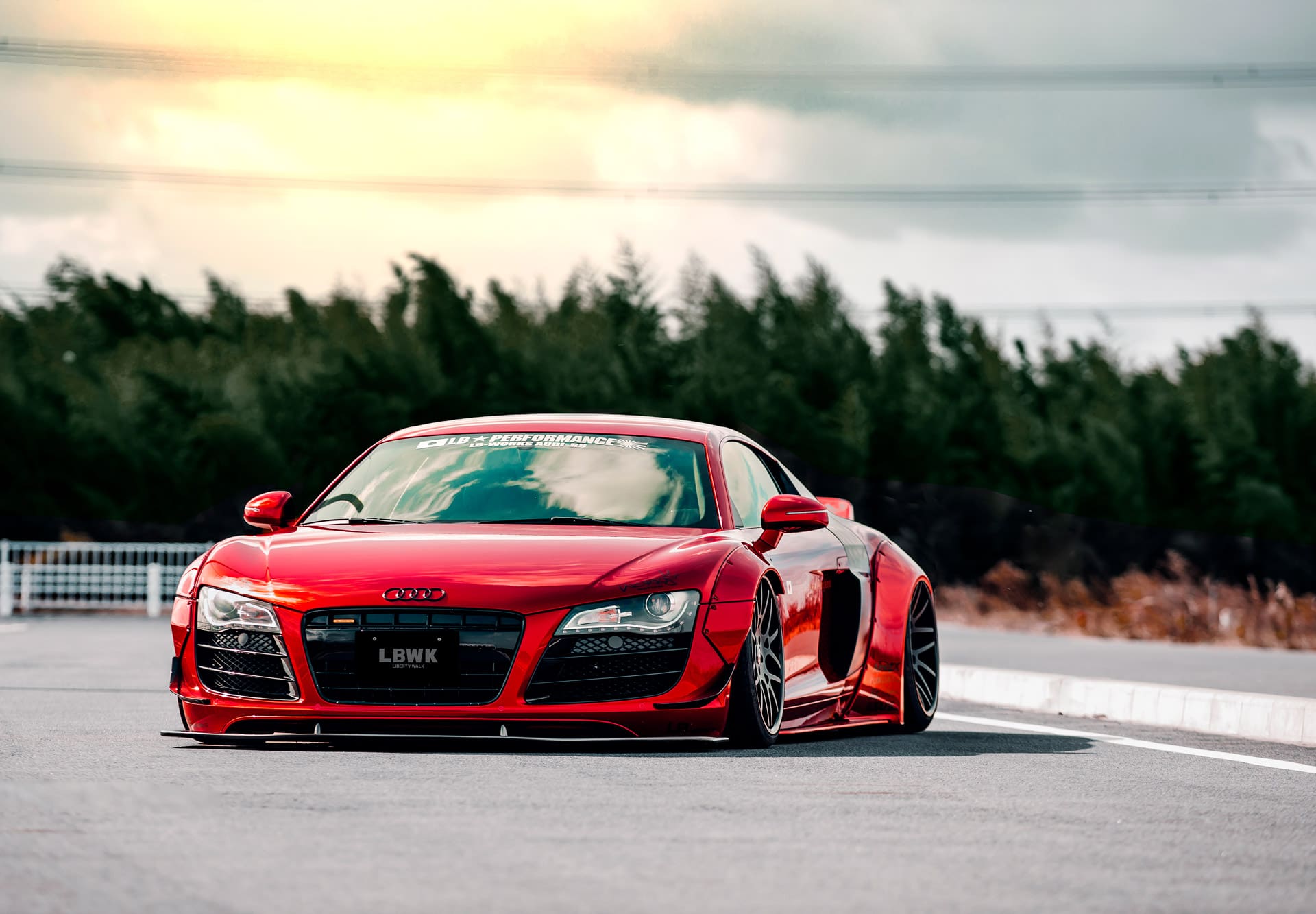 LB-WORKS & LB★PERFORMANCE COMPLETE BODY KITS FOR AUDI R8