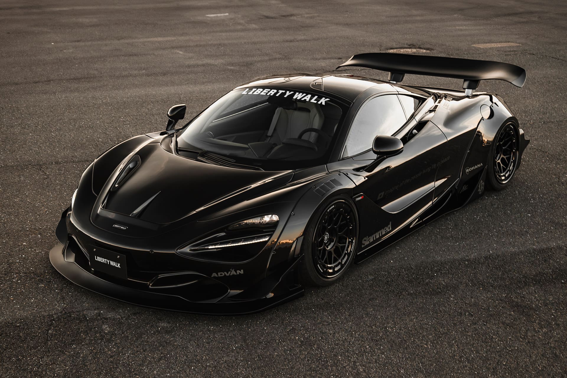 LB-WORKS COMPLETE BODY KIT FOR McLAREN 720S