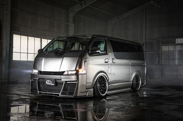 KUHL RACING Ver1 200V-GT BODY KIT For Toyota Hiace Standard
